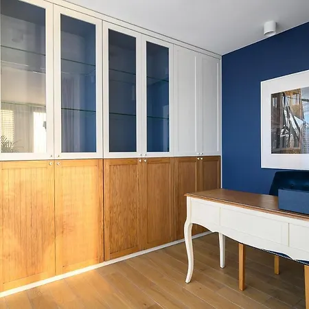 Penthouse Collection By Exclusive Marina Apartment *